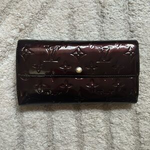 Vintage authentic Louis Vuitton wallet, large. Interior leather.
